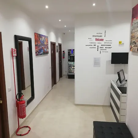 בית הארחה Imerarooms 3*