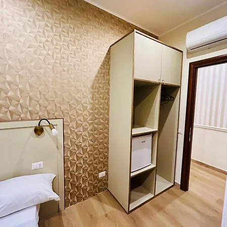 בית הארחה Imerarooms